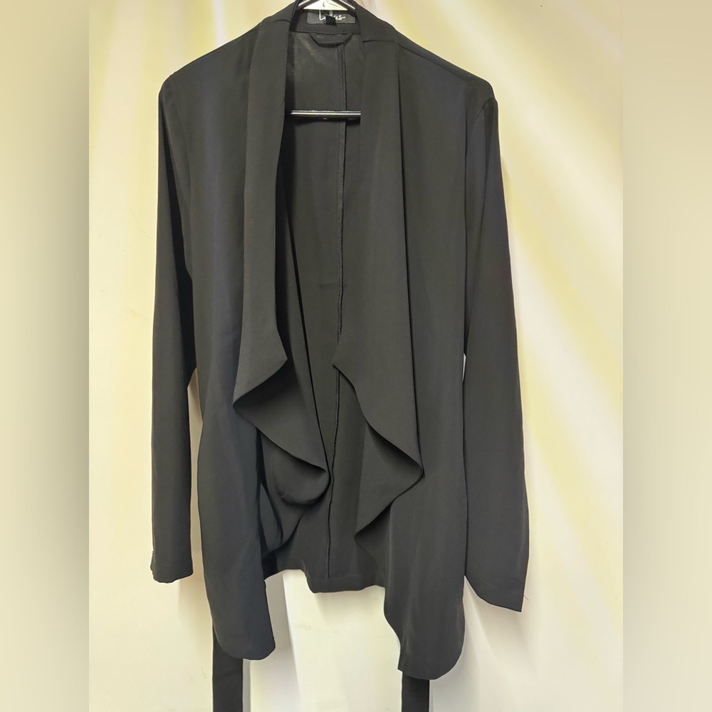 Lulu’s Jacket - Size M - Picture 4 of 4